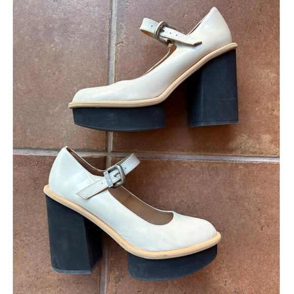 Free People Maggie Platform Mary Janes w Flaw - Missing Hardware - size 38/7.5 - Picture 4 of 15